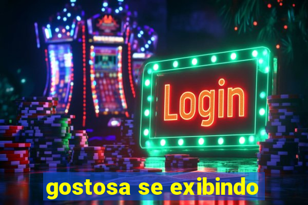 gostosa se exibindo